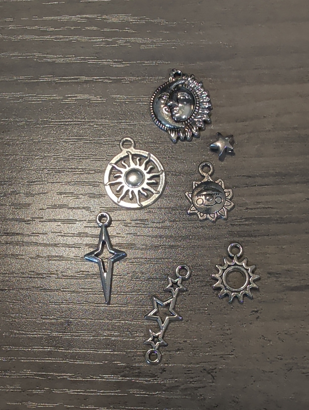 Lot Of 7 Small Silver Pendants- Sun And Stars Designs